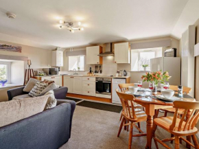 3 Bed in Cosheston 90732